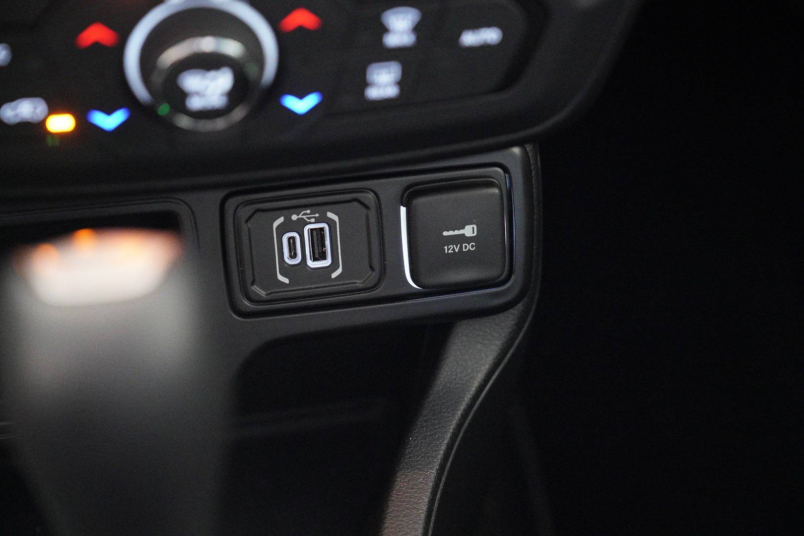 JEEP Renegade - Foto 18