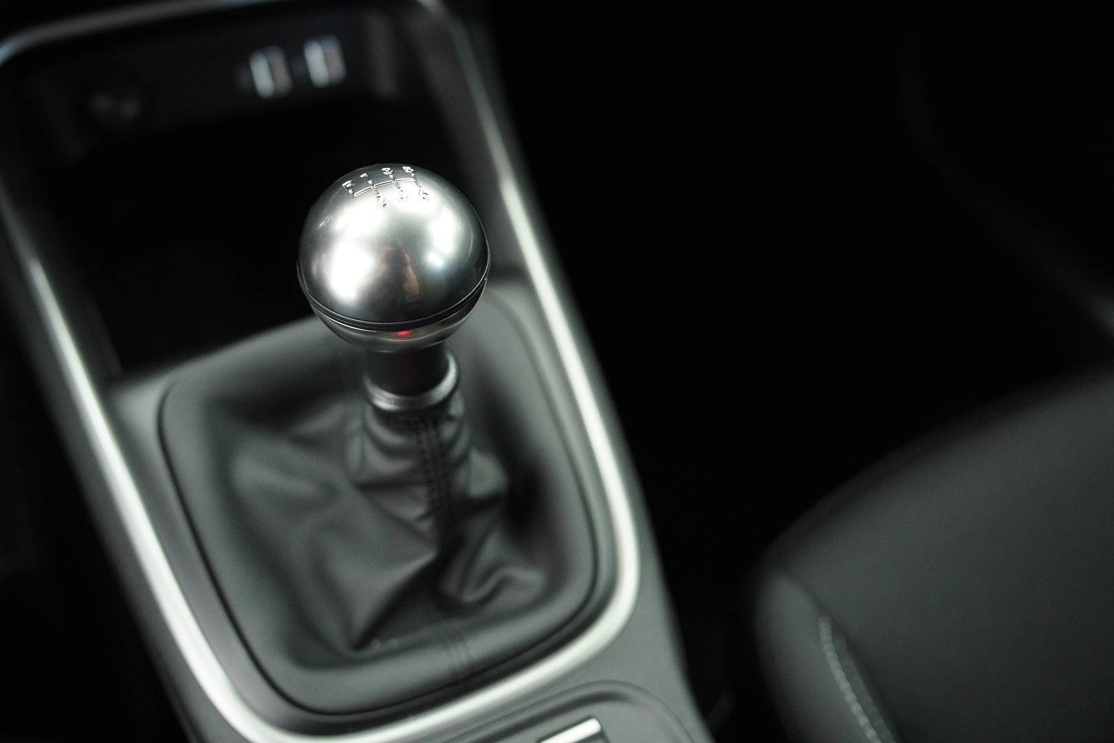 JEEP Avenger - Foto 20
