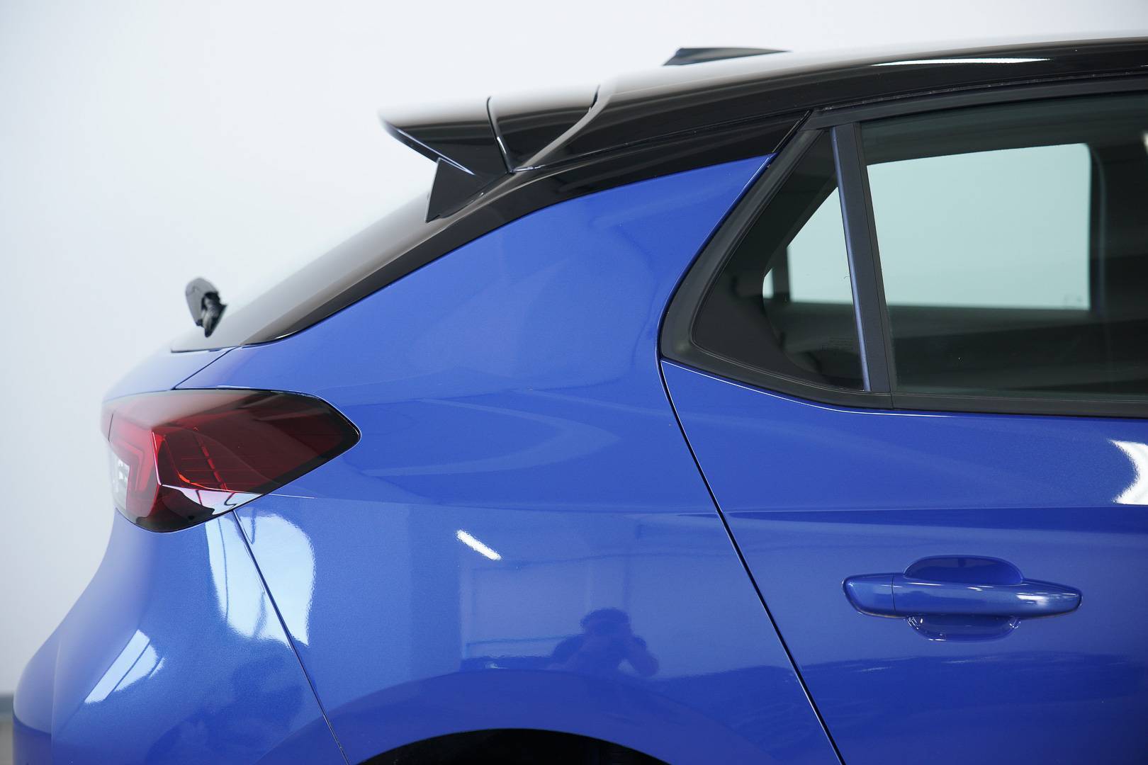 OPEL Corsa - Foto 6