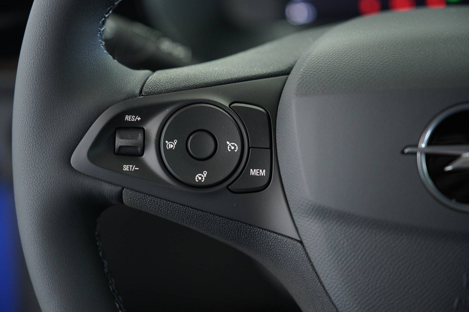 OPEL Corsa - Foto 12