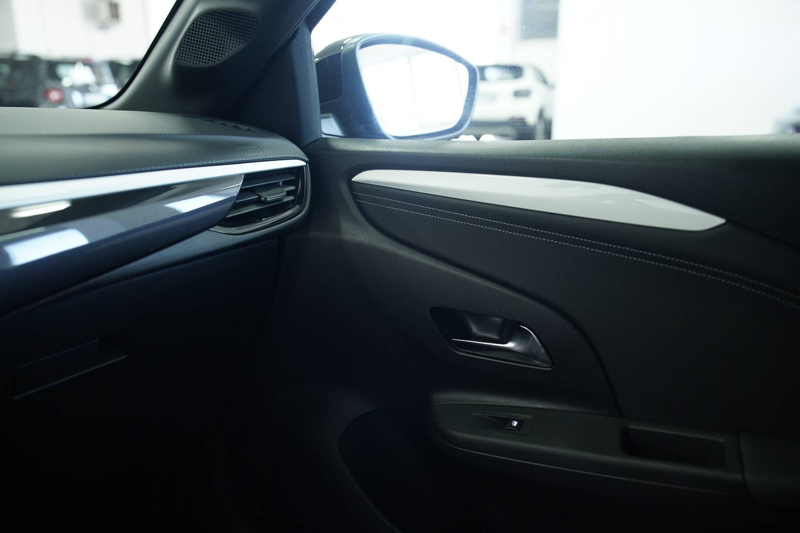OPEL Corsa - Foto 21