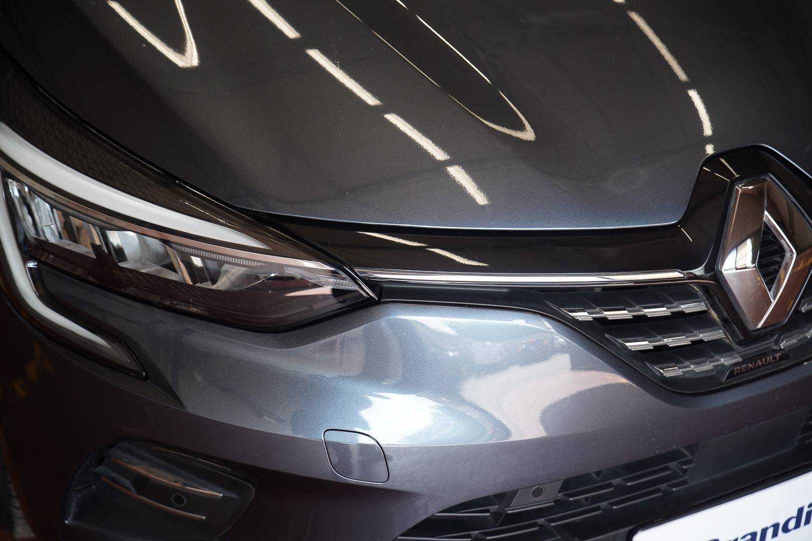 RENAULT Clio - Foto 4