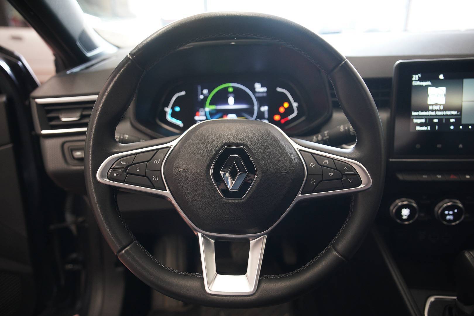 RENAULT Clio - Foto 10