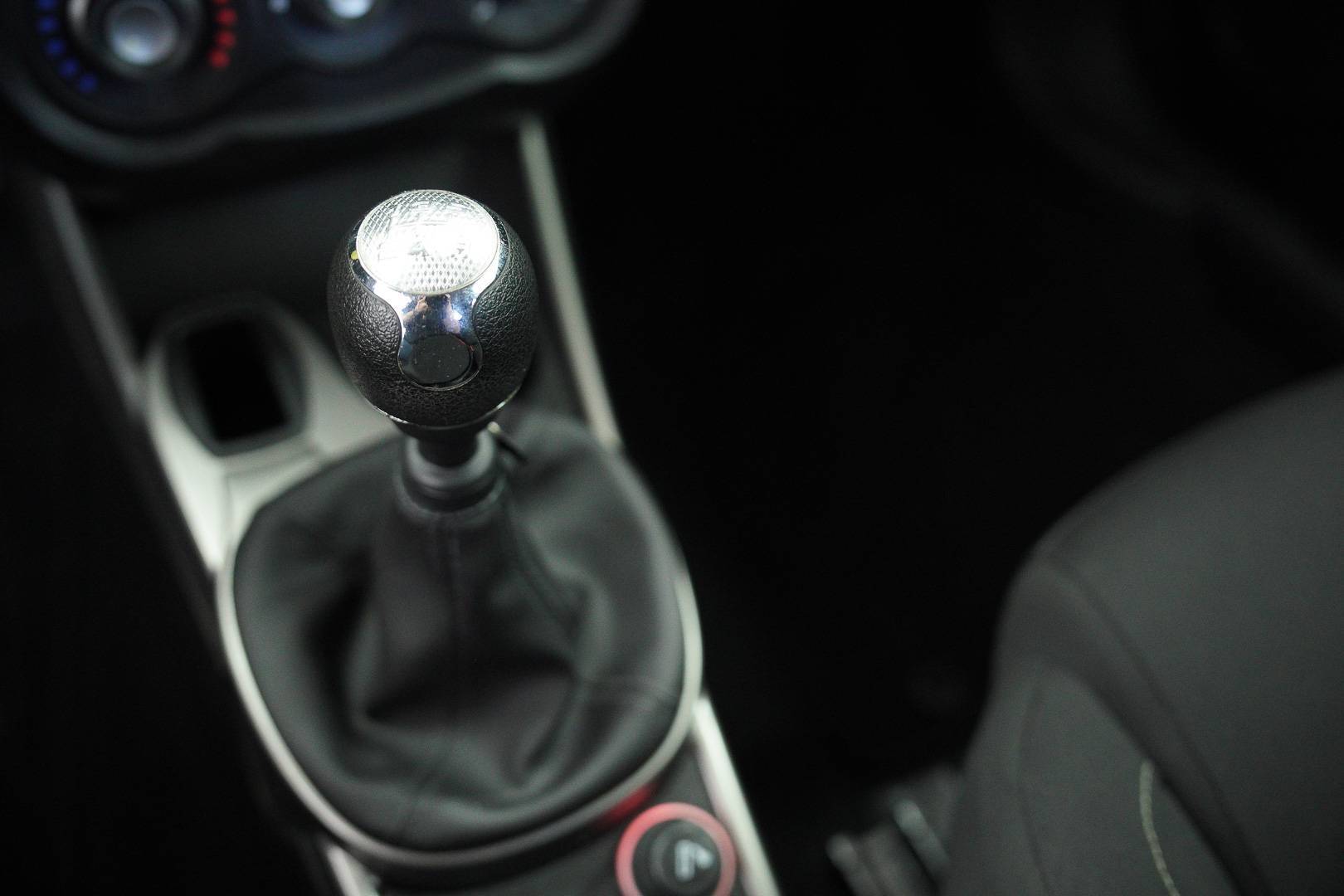 ALFA ROMEO MiTo - Foto 18