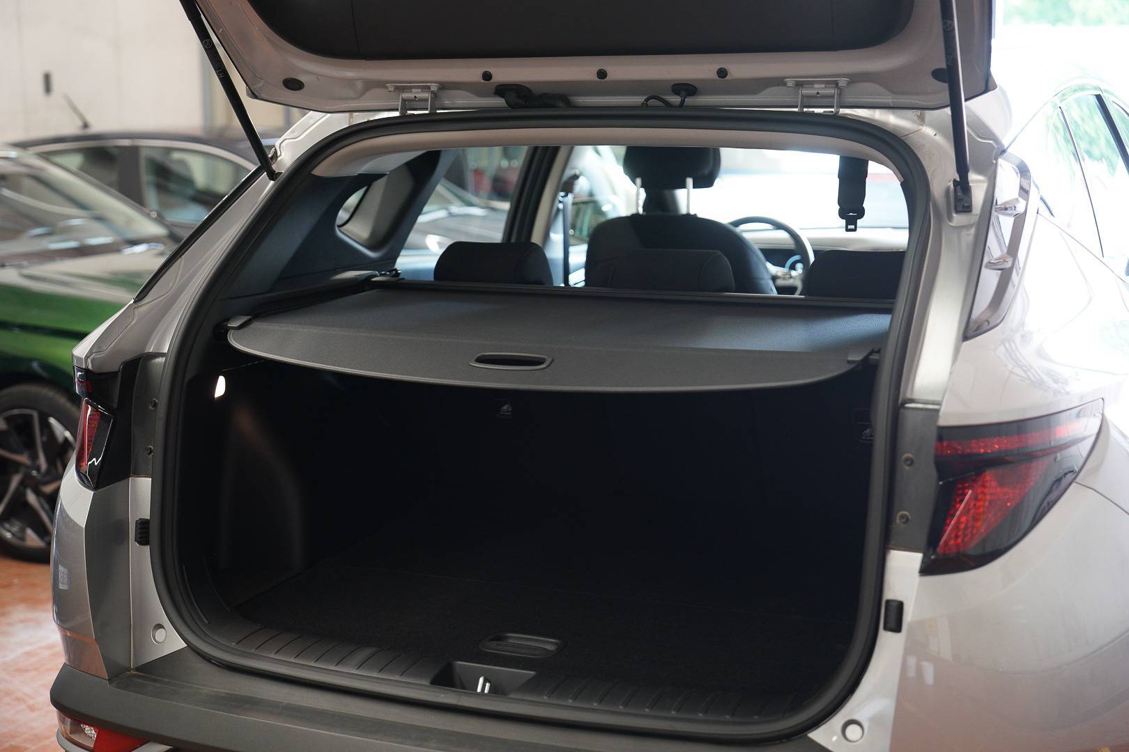 HYUNDAI Tucson - Foto 9