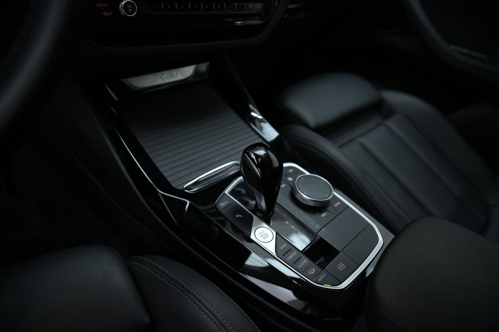 BMW X3 - Foto 19