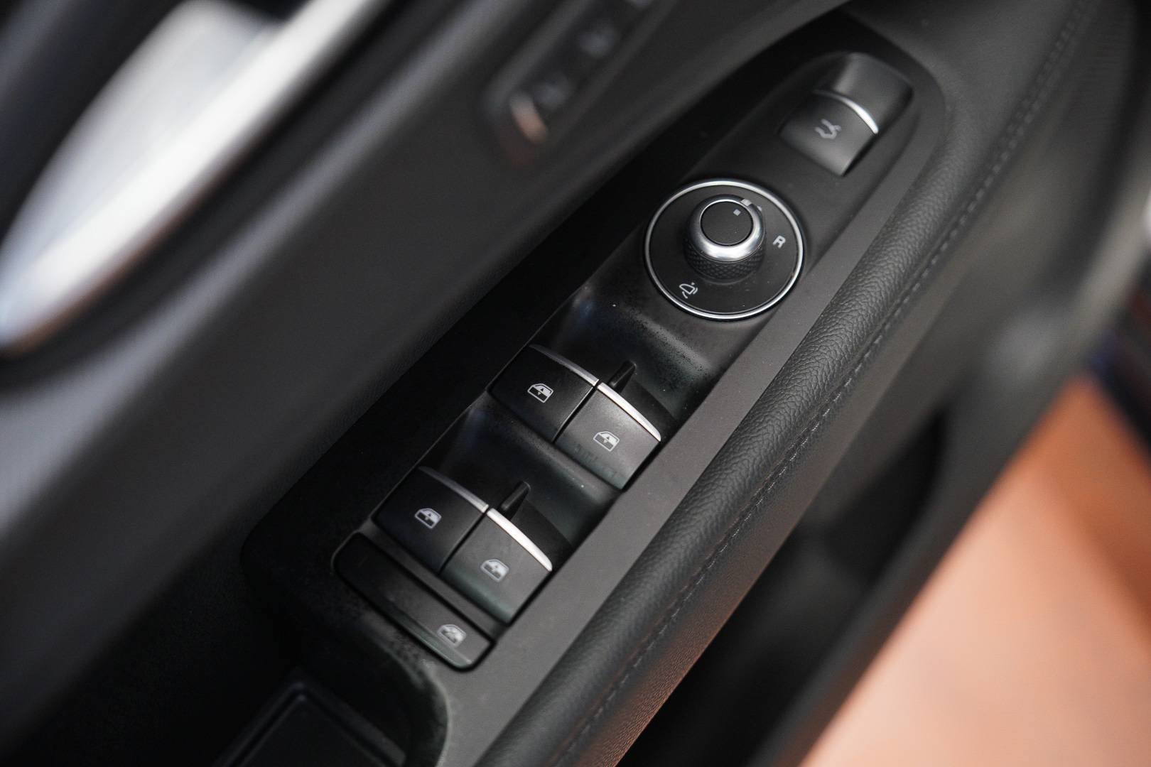 ALFA ROMEO Stelvio - Foto 18