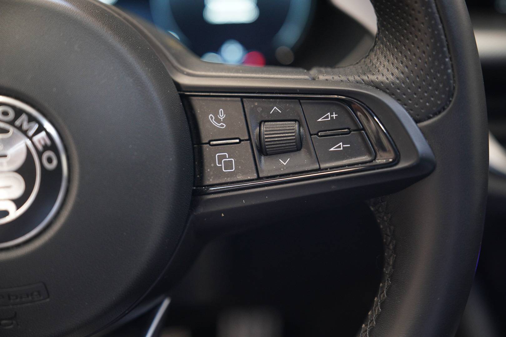 ALFA ROMEO Stelvio - Foto 22