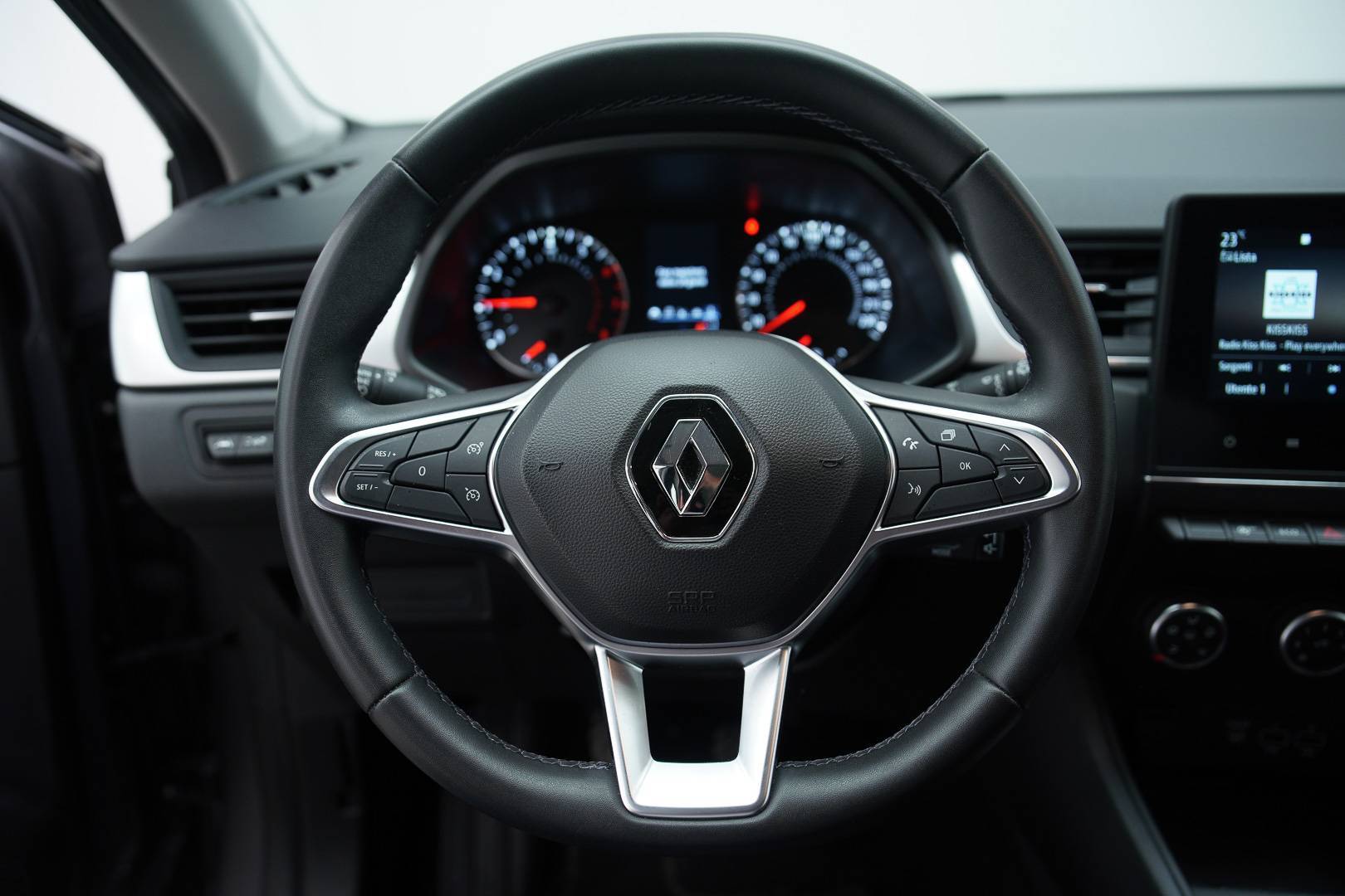 RENAULT Captur - Foto 11