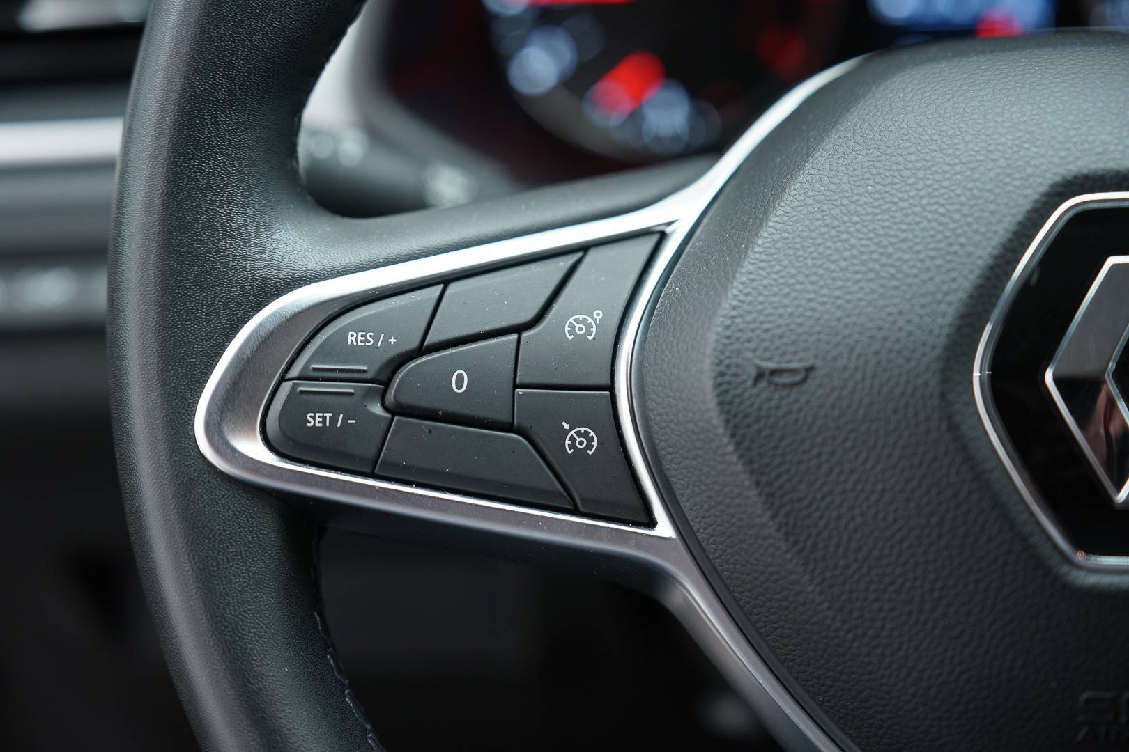 RENAULT Captur - Foto 12