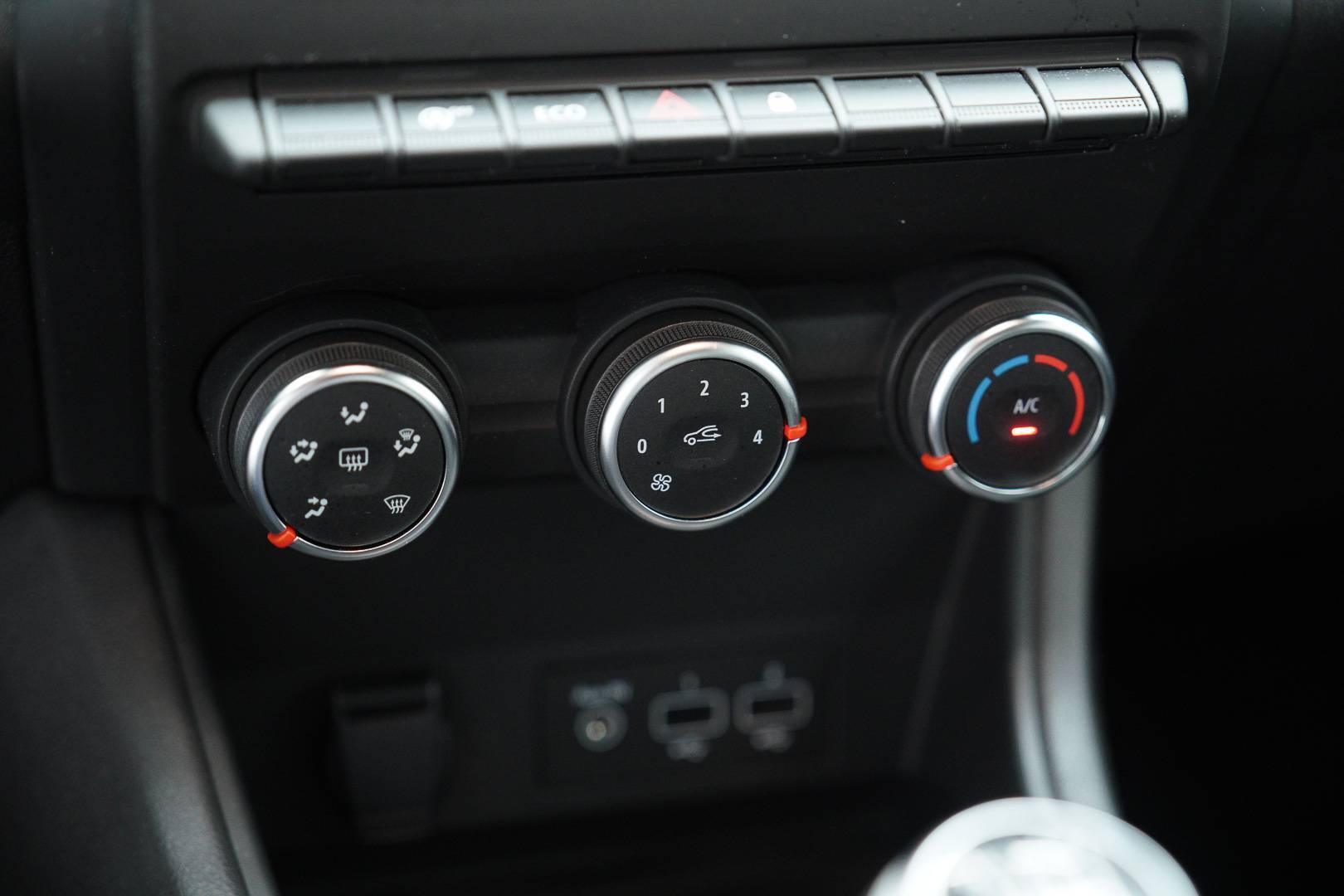RENAULT Captur - Foto 17