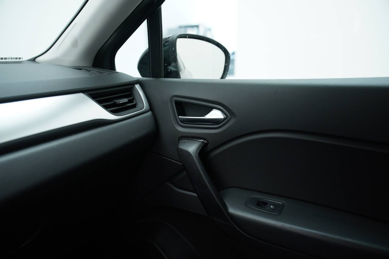 RENAULT Captur - Foto 20