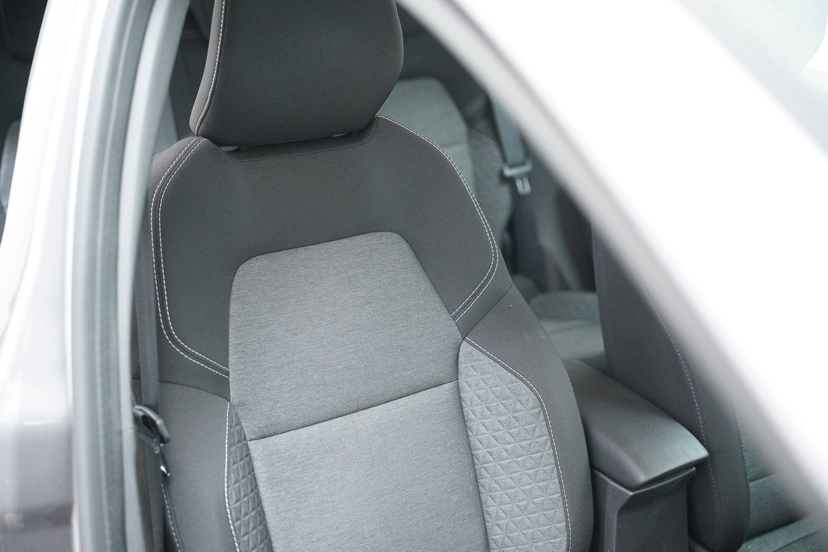 RENAULT Captur - Foto 22