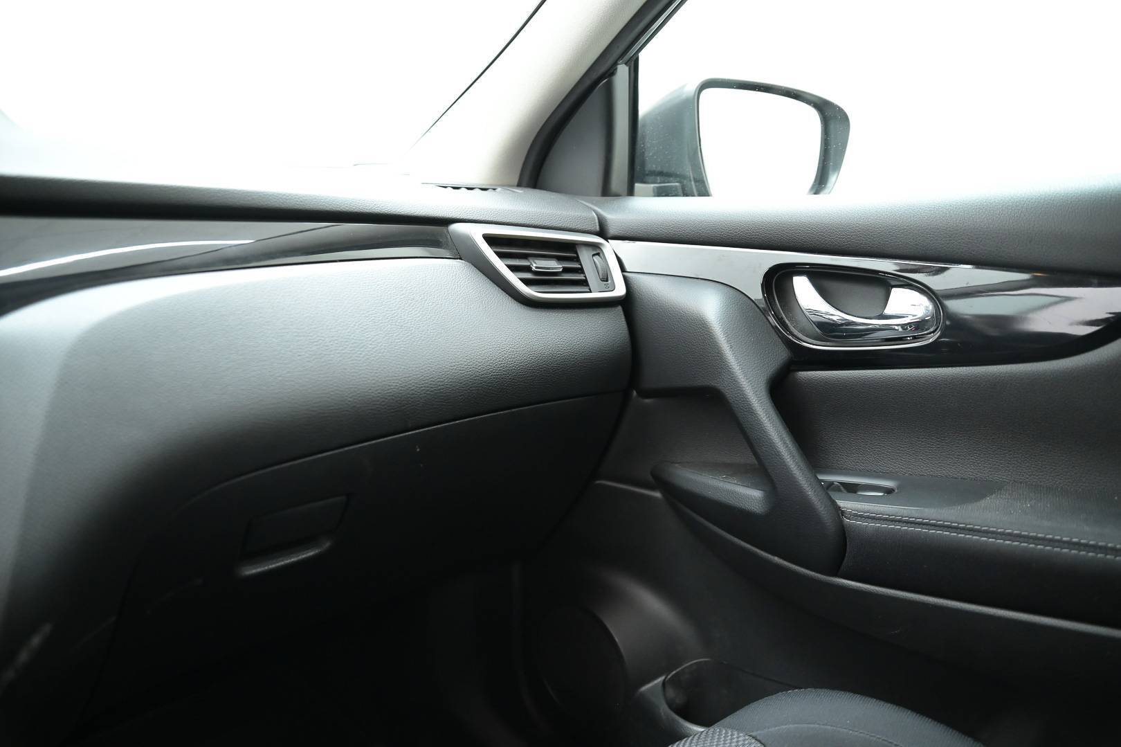NISSAN Qashqai - Foto 18