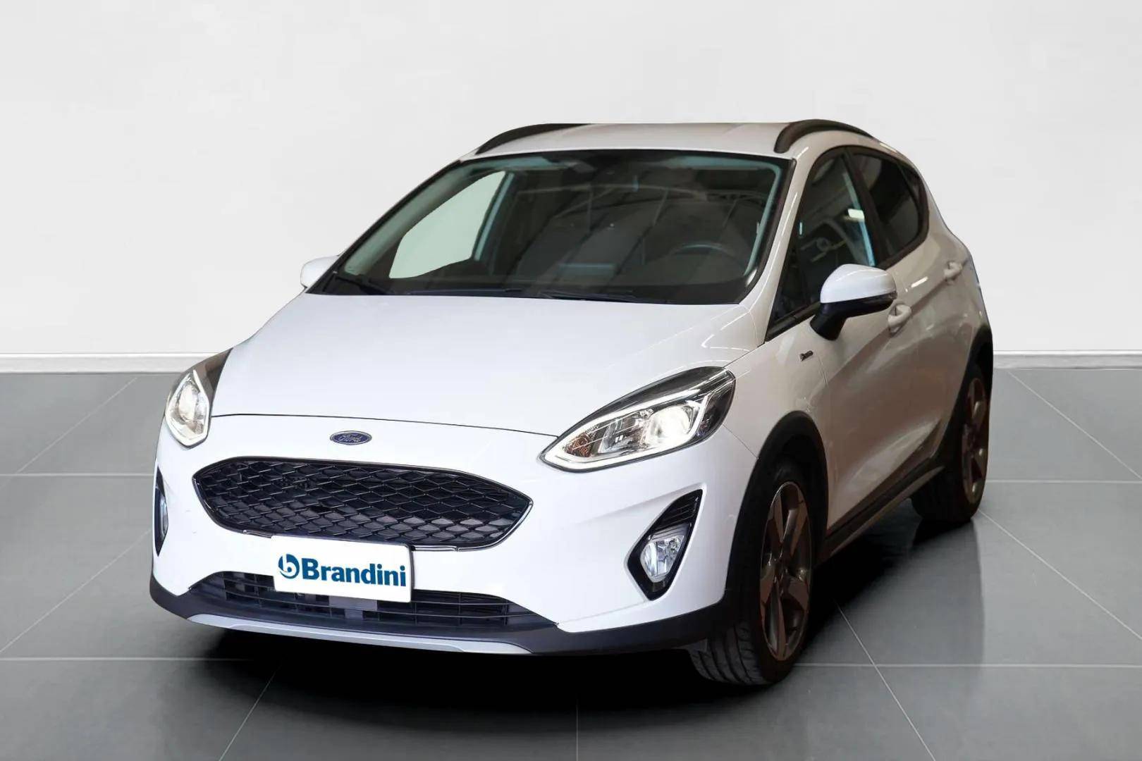 FORD Fiesta - Foto 1