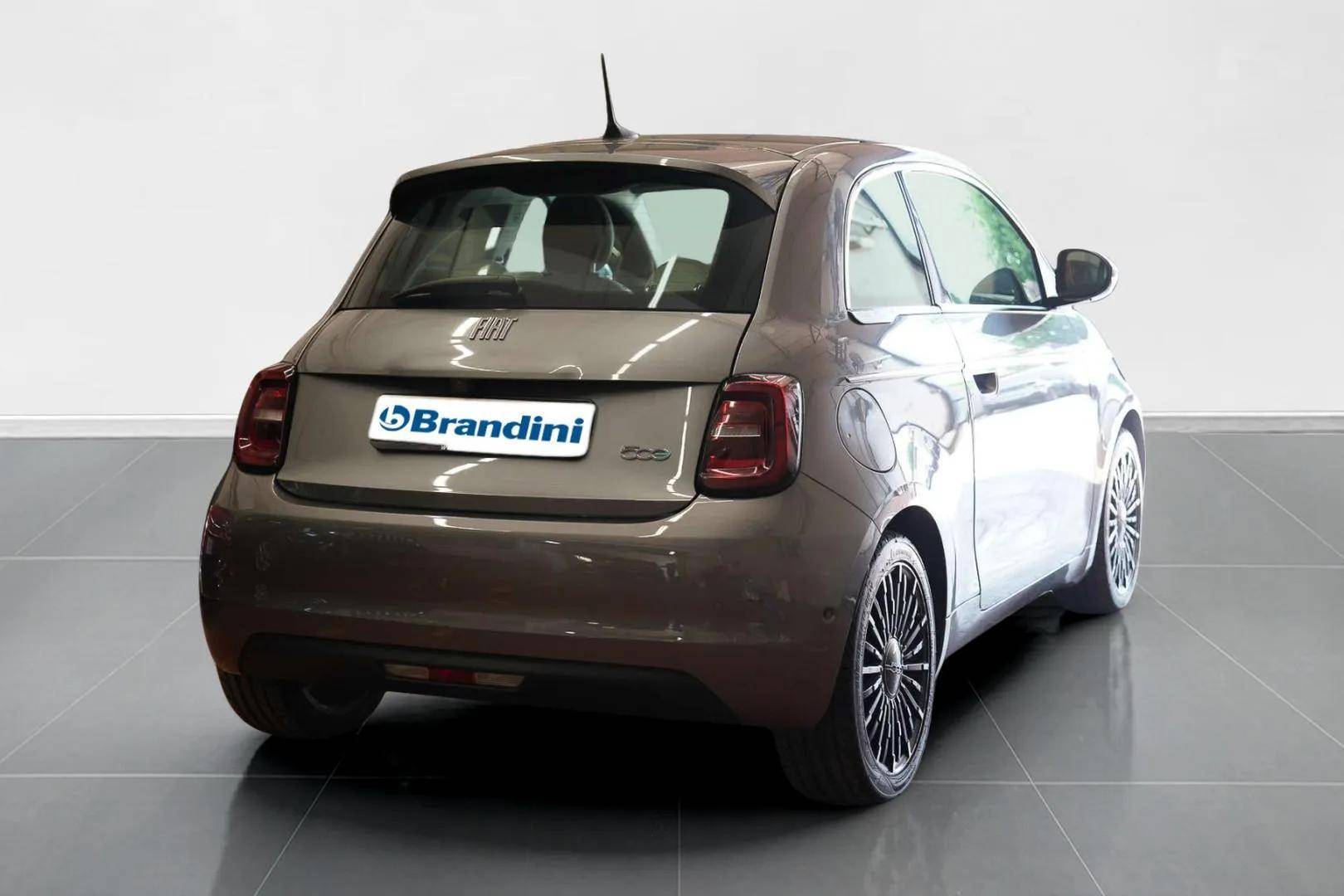 FIAT 500e - Foto 7