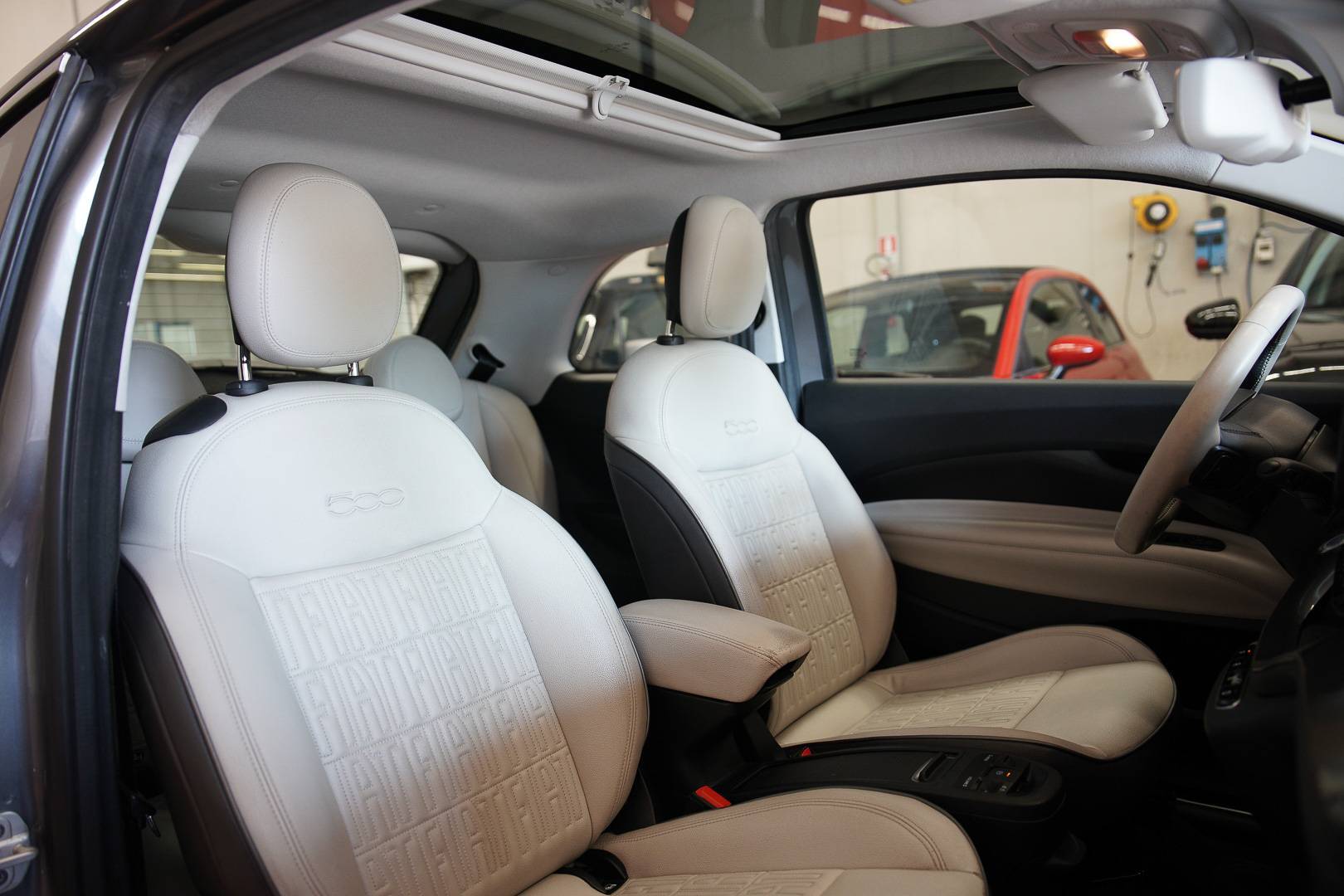 FIAT 500e - Foto 20