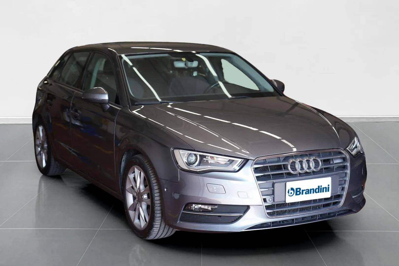 AUDI A3 - Foto 3