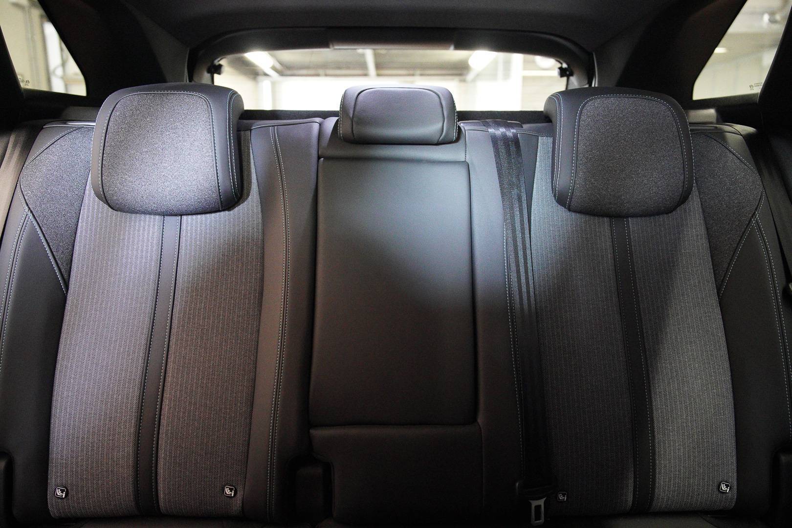 PEUGEOT 3008 - Foto 23