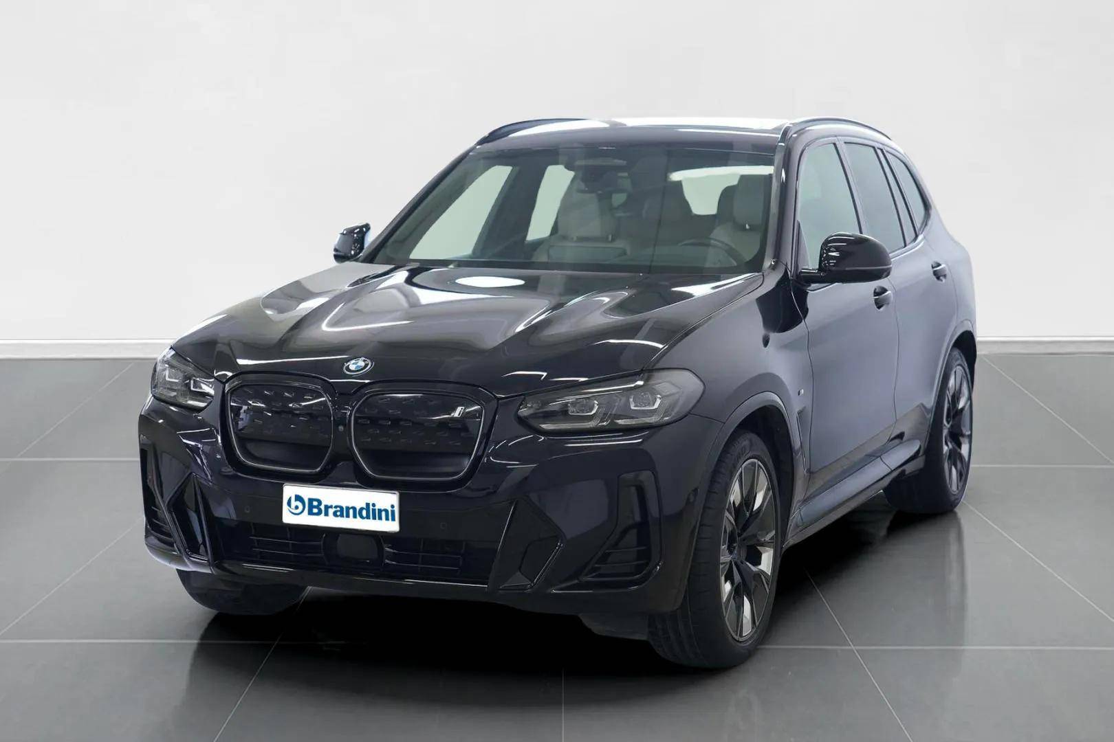 BMW iX3 - Foto 1