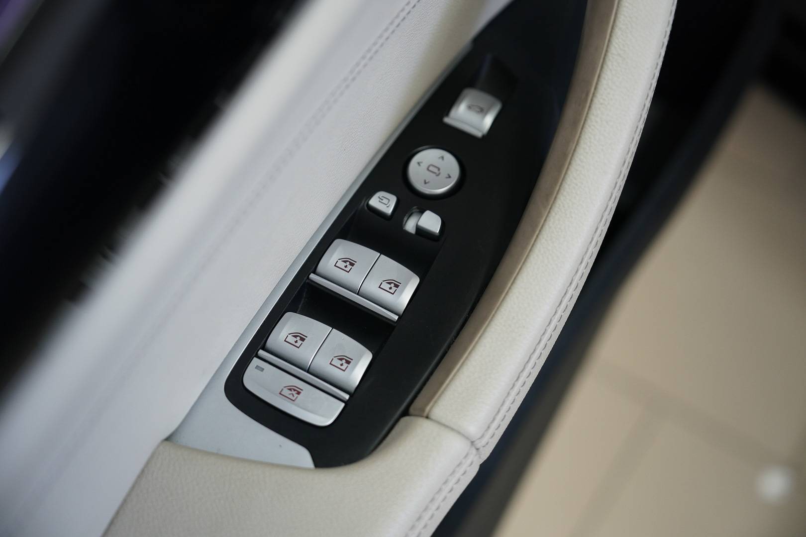 BMW iX3 - Foto 10
