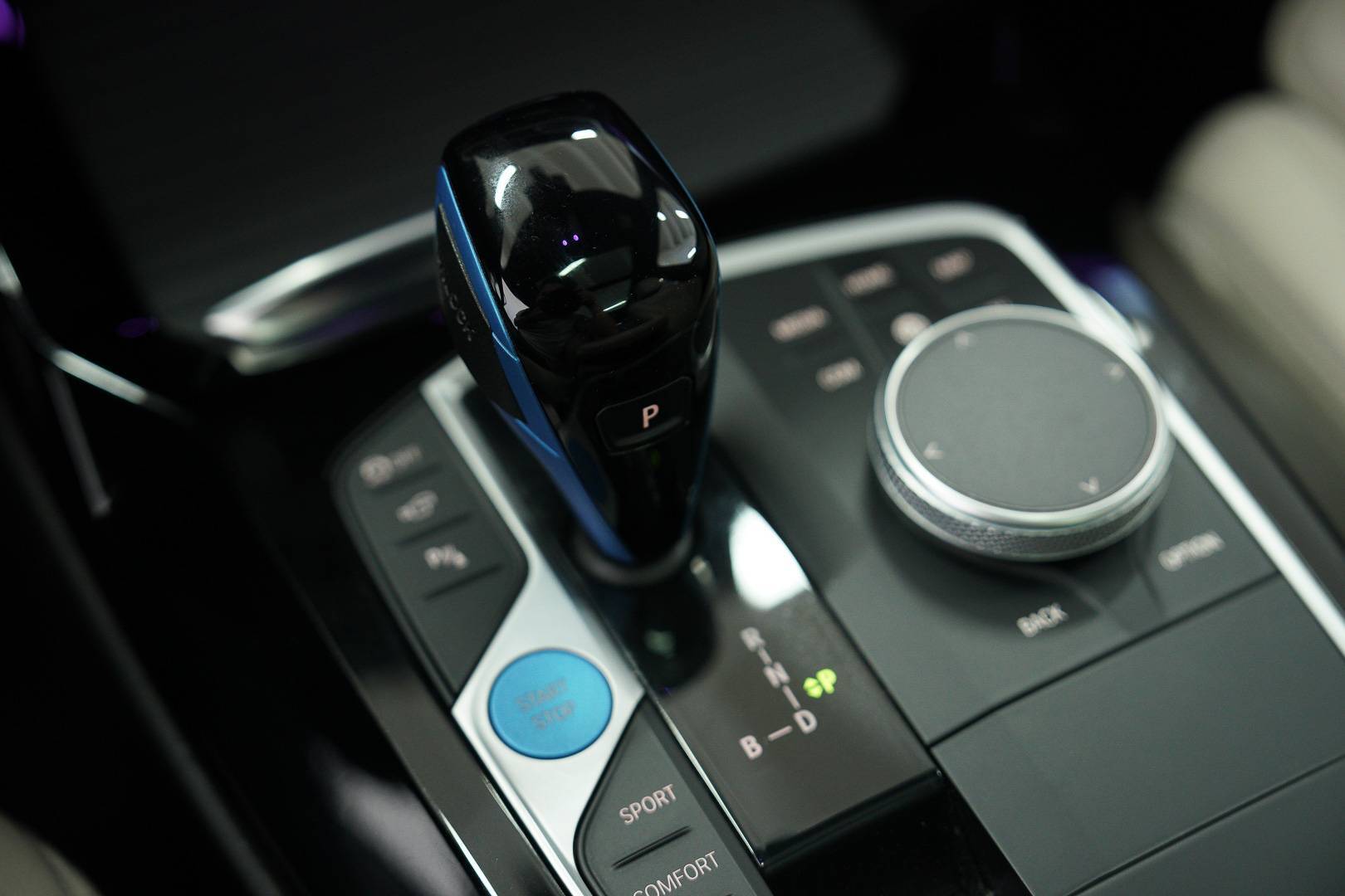 BMW iX3 - Foto 19
