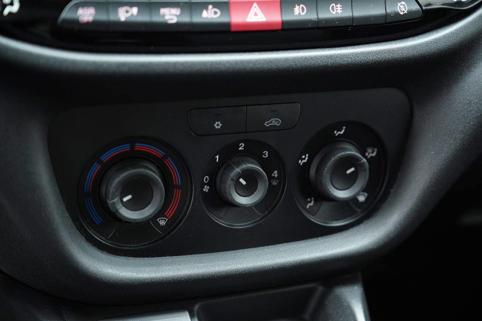 FIAT Doblo Cargo - Foto 18