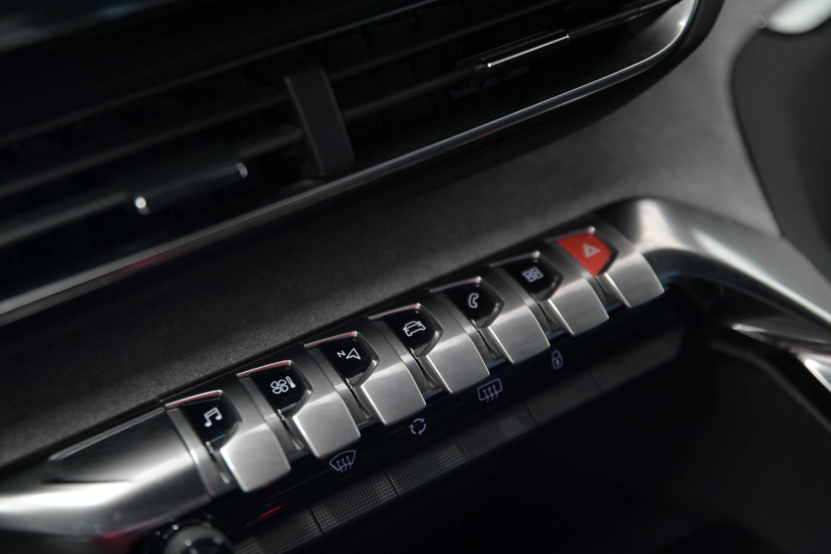 PEUGEOT 3008 - Foto 16
