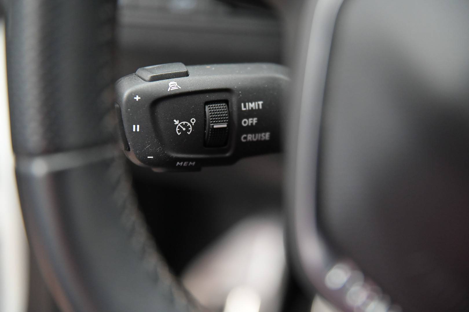 PEUGEOT 3008 - Foto 26