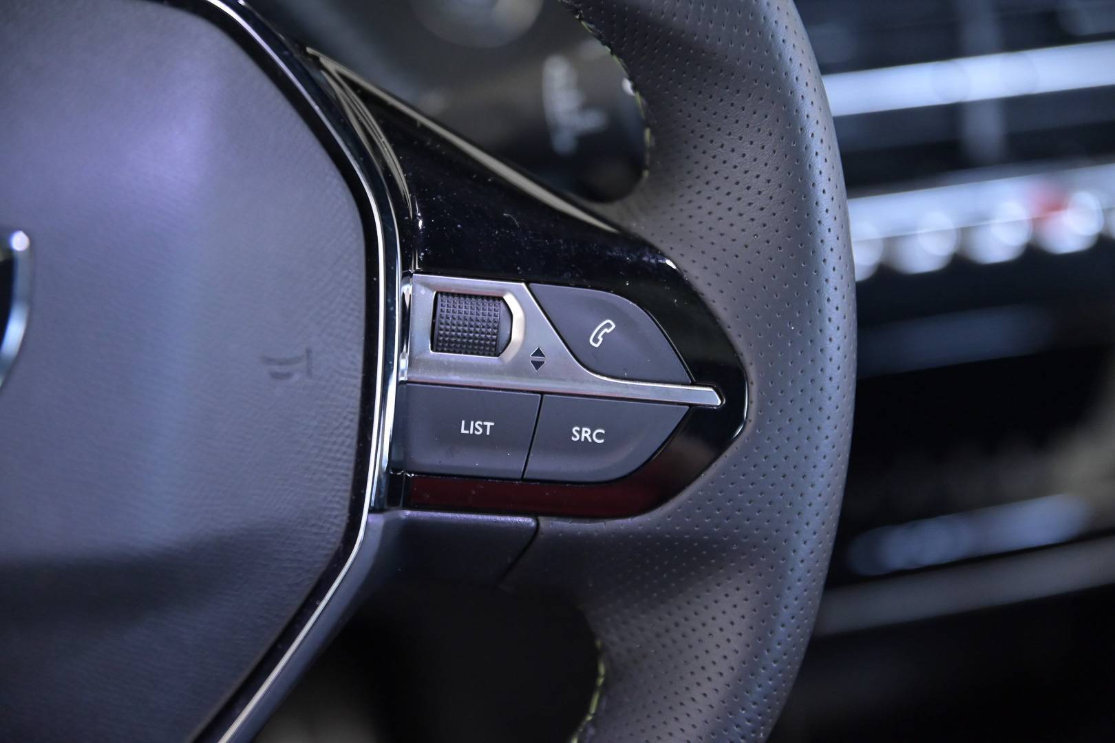 PEUGEOT 2008 - Foto 17