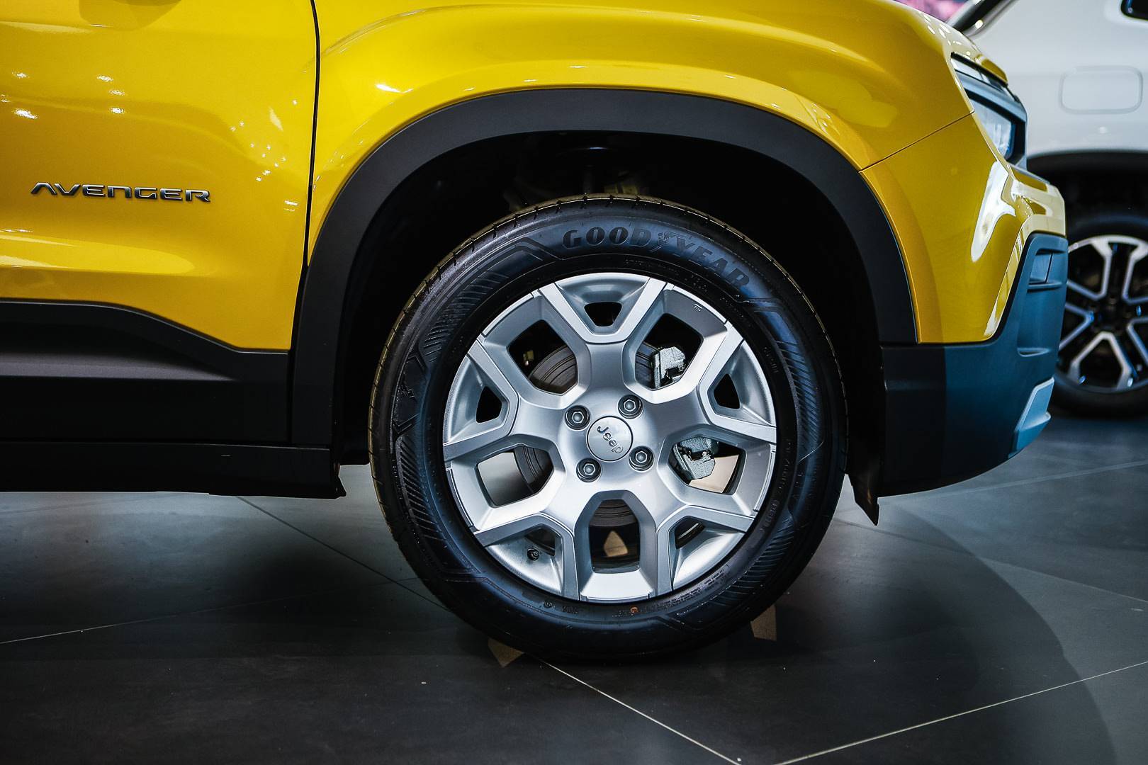 JEEP Avenger - Foto 7