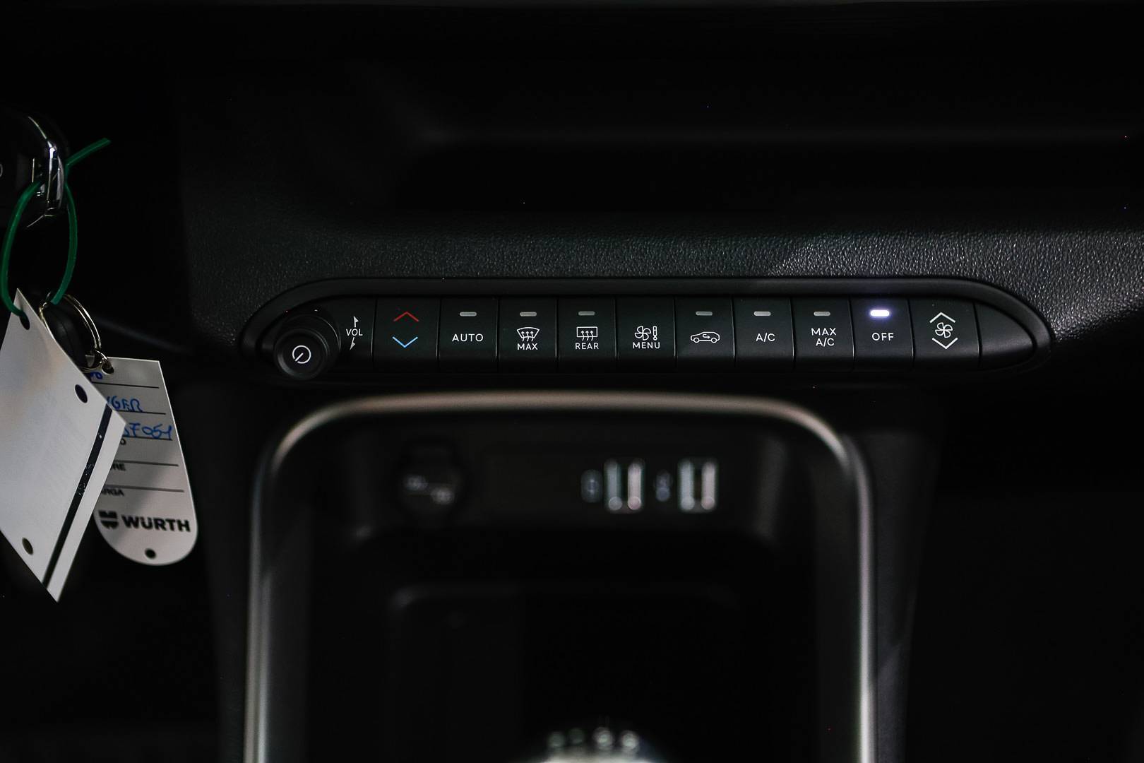 JEEP Avenger - Foto 16