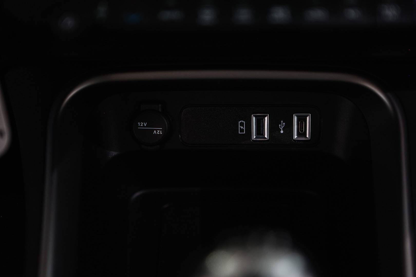 JEEP Avenger - Foto 17