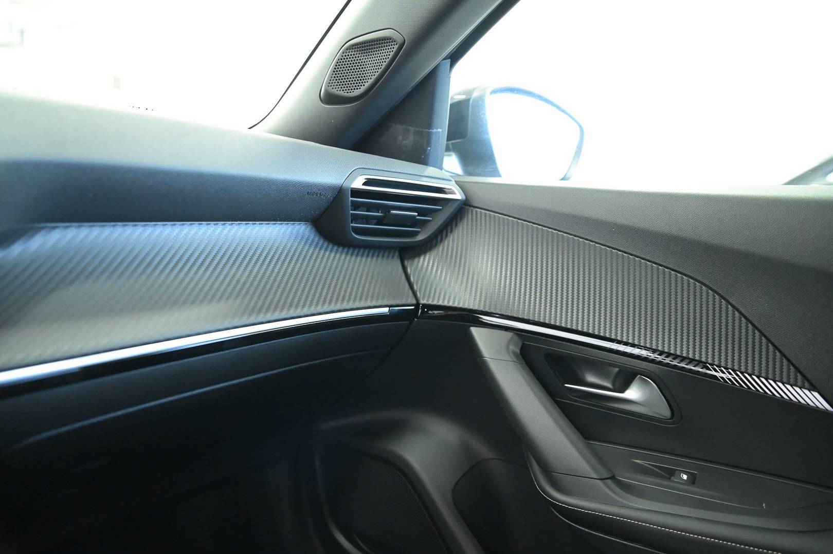 PEUGEOT 2008 - Foto 12