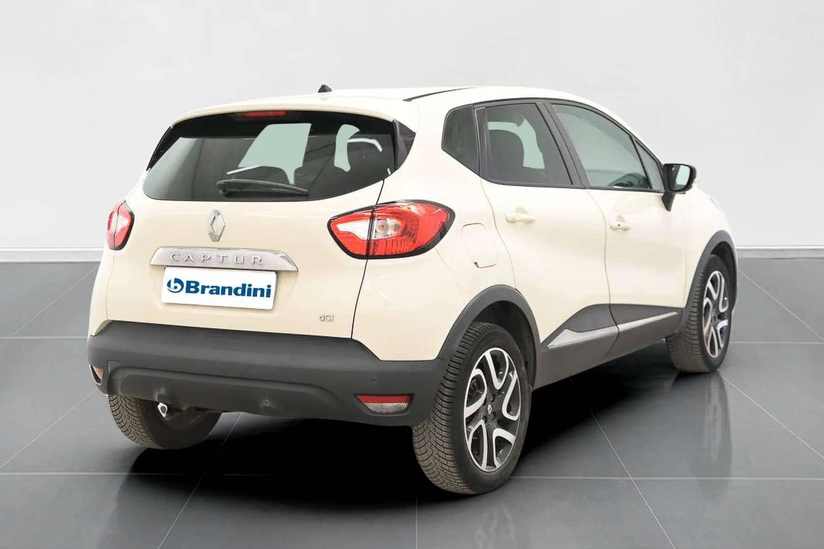RENAULT Captur - Foto 4
