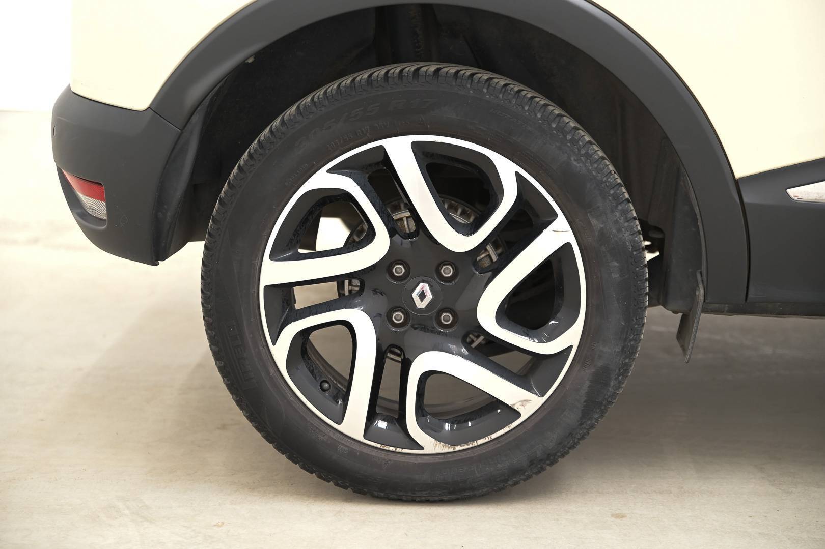 RENAULT Captur - Foto 10
