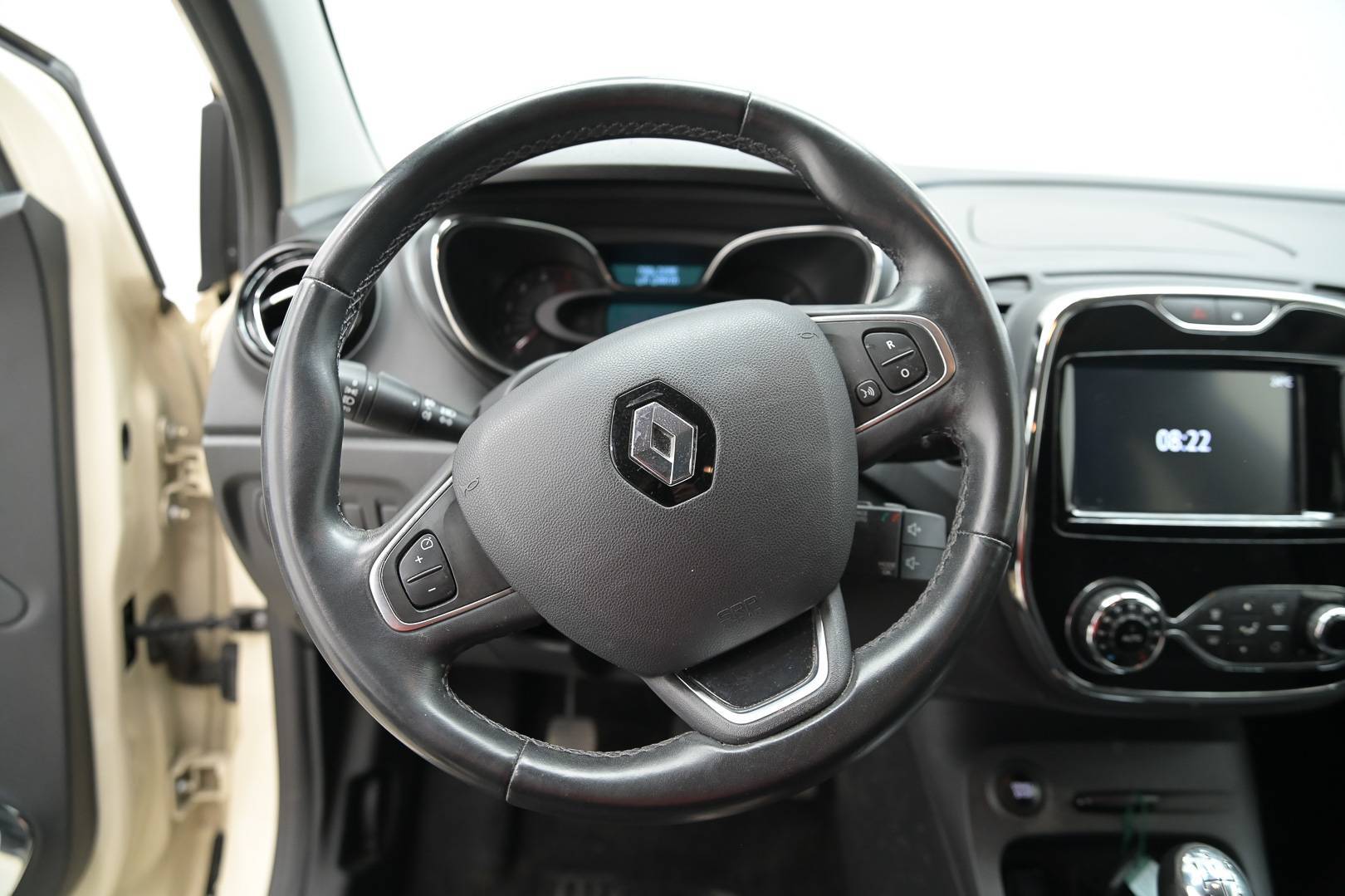 RENAULT Captur - Foto 18