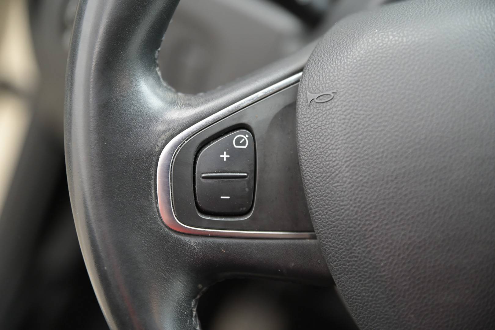 RENAULT Captur - Foto 21