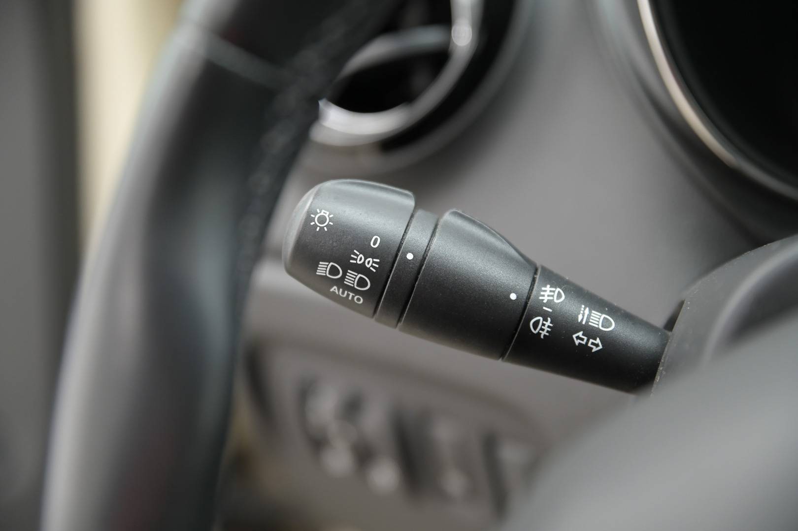 RENAULT Captur - Foto 22