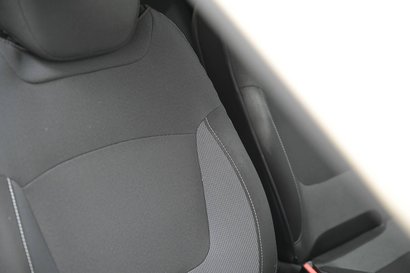 RENAULT Captur - Foto 29