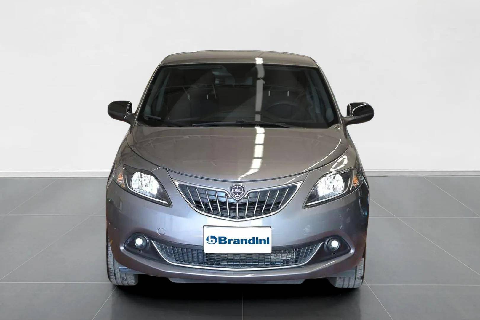 LANCIA Ypsilon - Foto 2