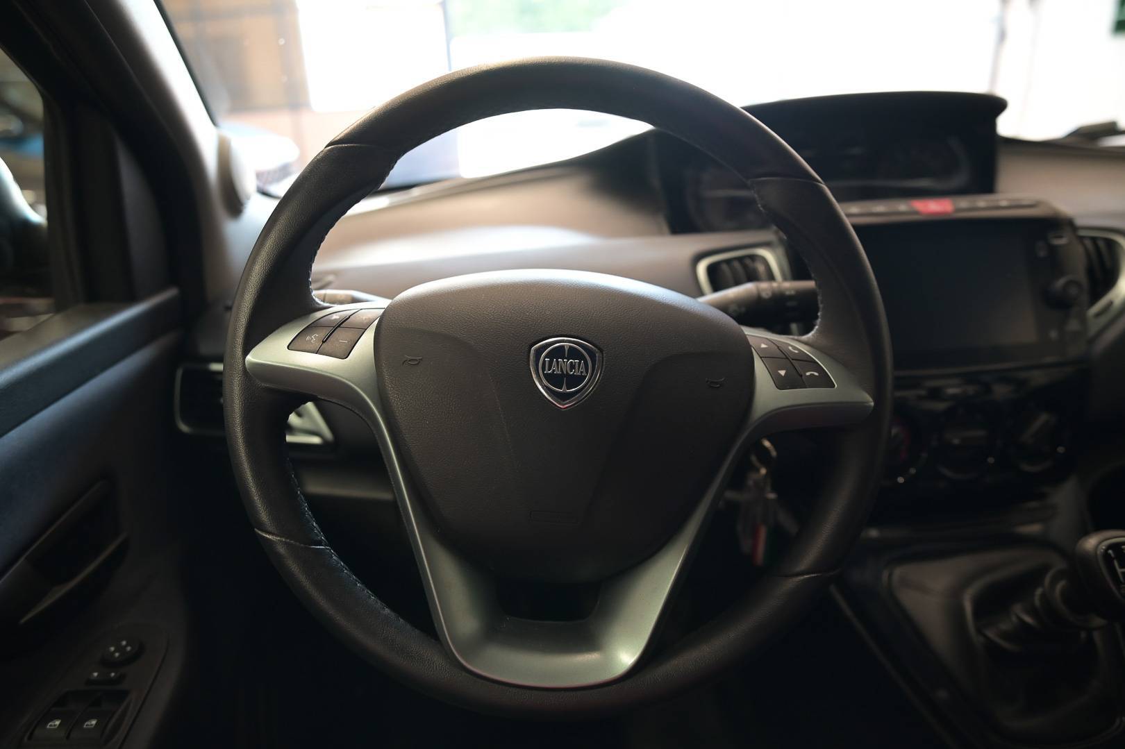 LANCIA Ypsilon - Foto 15