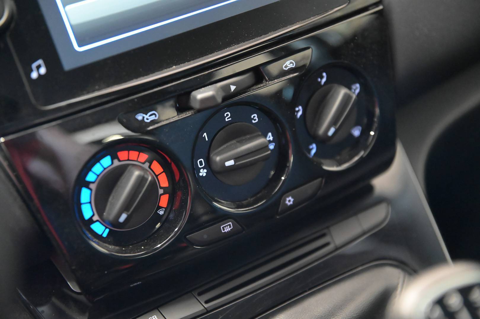 LANCIA Ypsilon - Foto 21