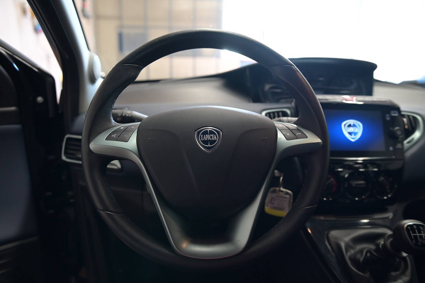 LANCIA Ypsilon - Foto 15