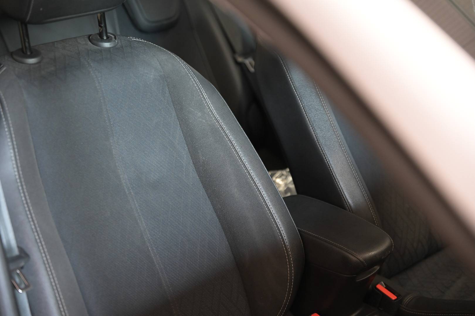 OPEL Corsa - Foto 26