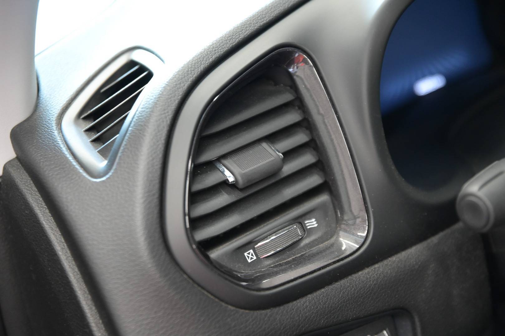 JEEP Renegade - Foto 12