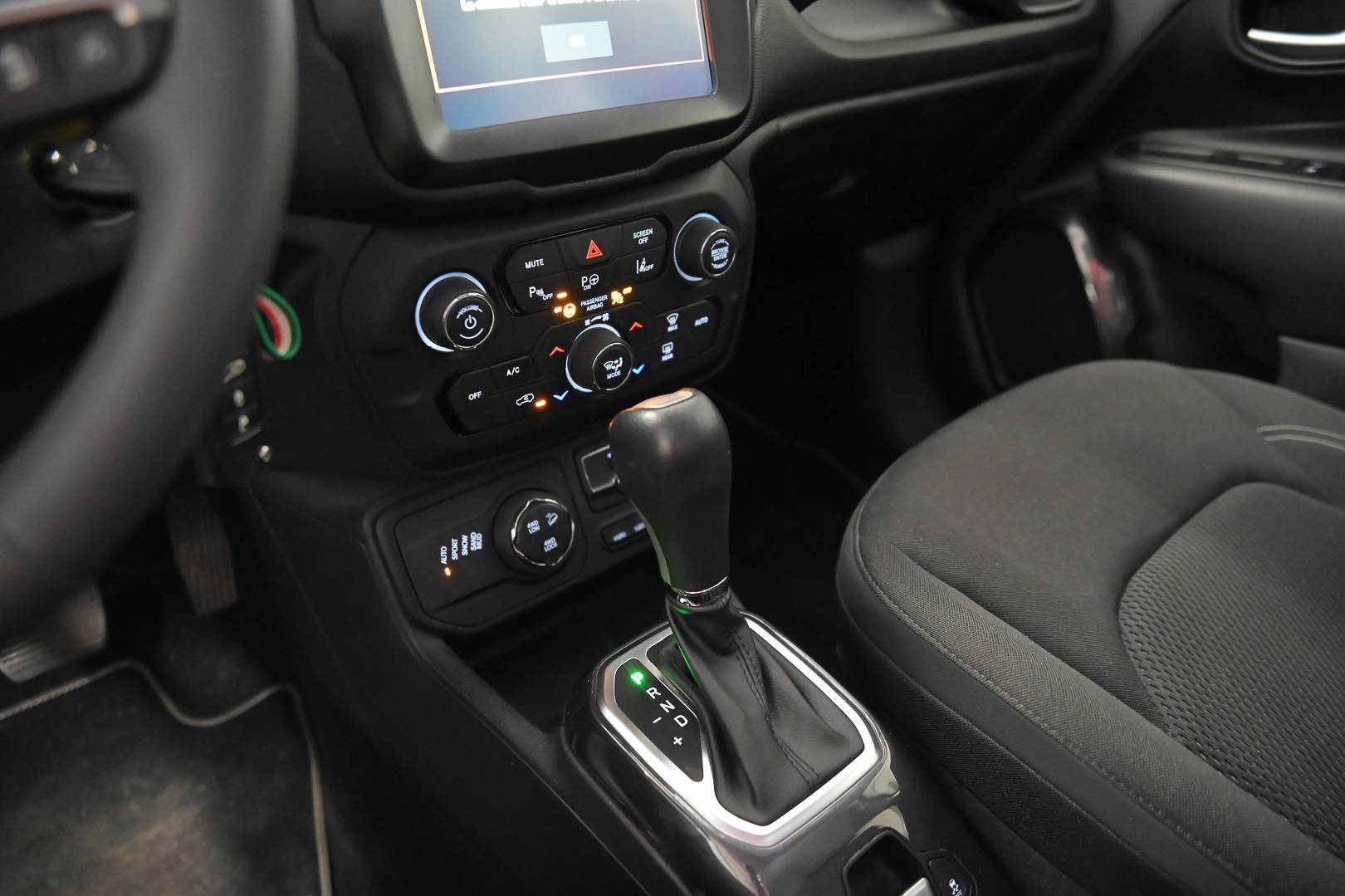 JEEP Renegade - Foto 15