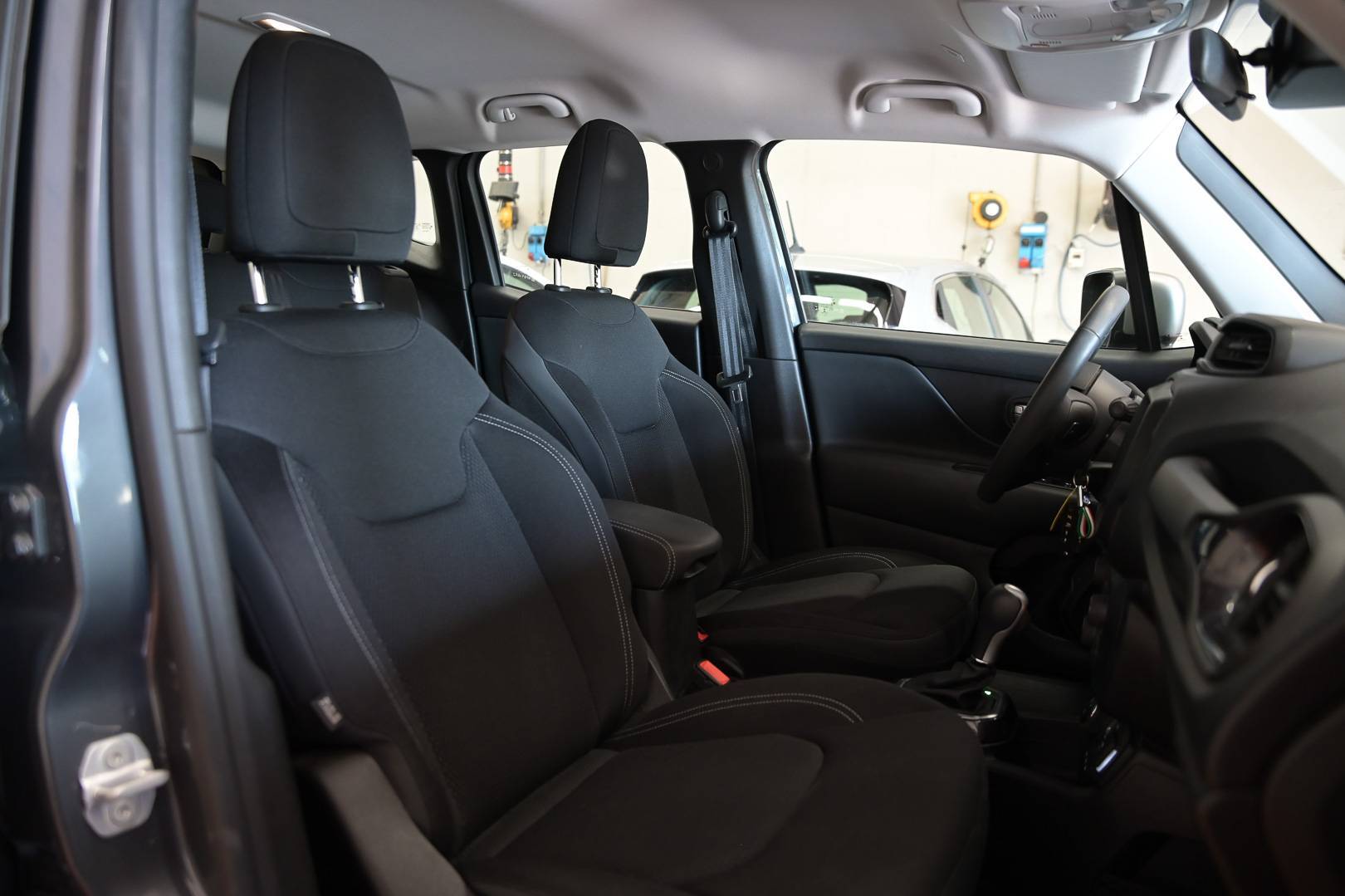 JEEP Renegade - Foto 22