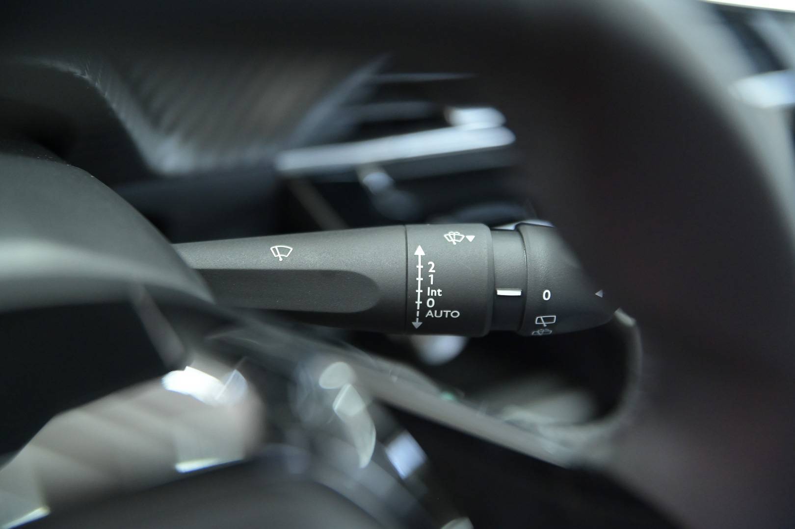PEUGEOT 208 - Foto 18