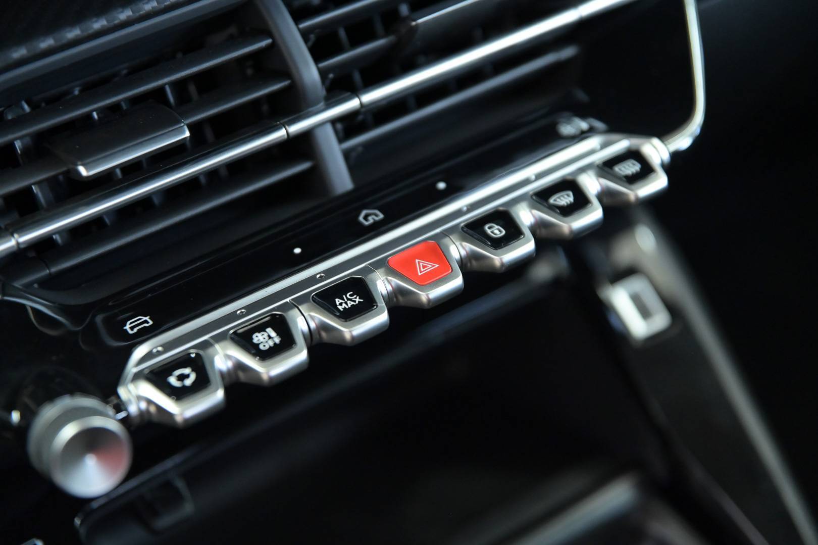 PEUGEOT 208 - Foto 19